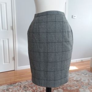 Gray plaid wool skirt
